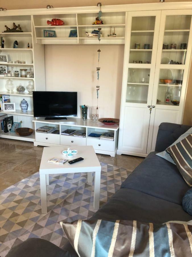 Viamilano25 Acomodação com café da manhã Mirandola Exterior foto